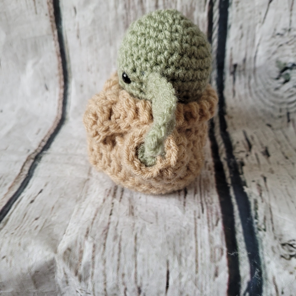 Mini Baby Yoda Inspired Amigurumi - Picture 8 of 10